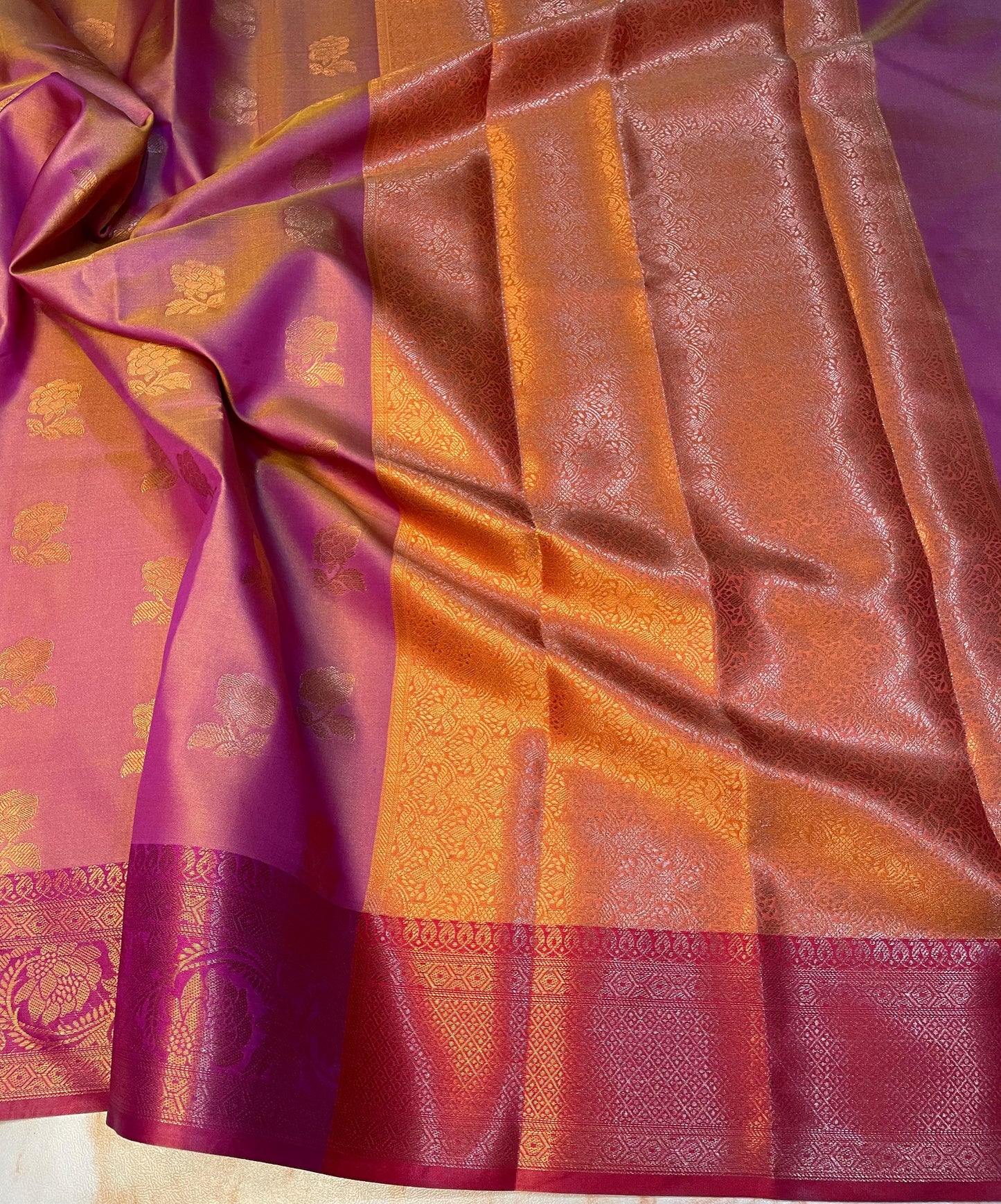 Banarasi Soft Satin Silk Flower Pattern Gold Zari Weaving Traditional Dual Tone Sarees