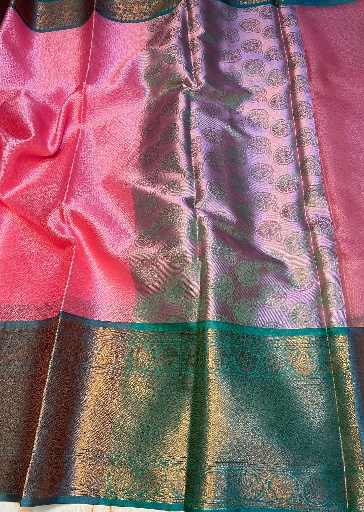 Baby pink Classy look kora muslin saree with green skirt zari weaving border