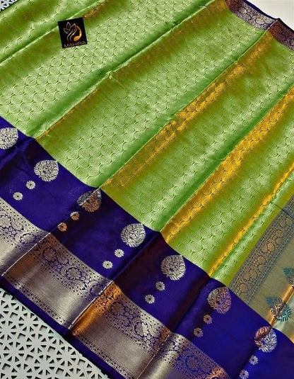 Trendy Kanjeevaram Wedding & party’s wear saree with unstitched blouse piece