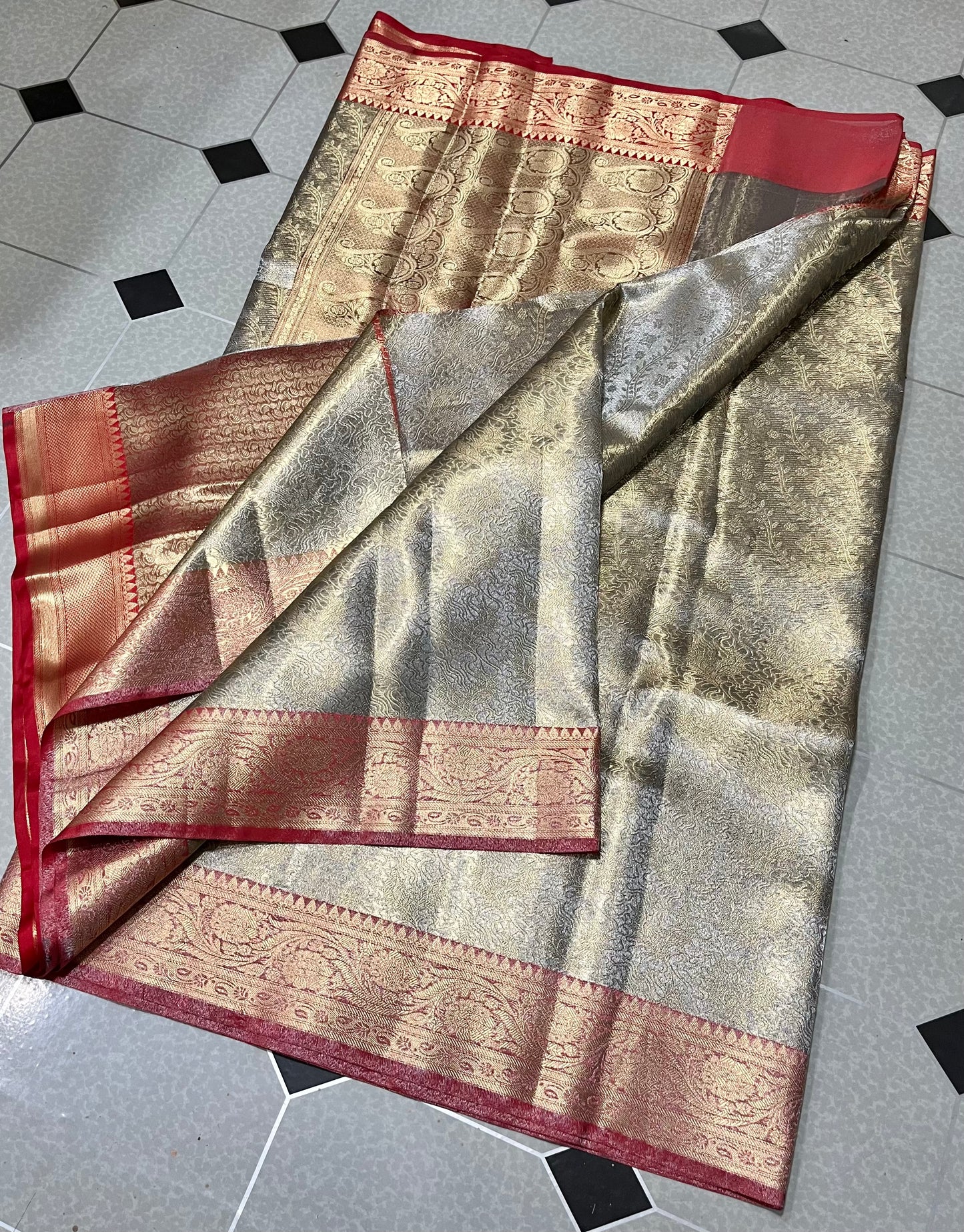 Most premium Kanjeevaram silver tissue silk saree