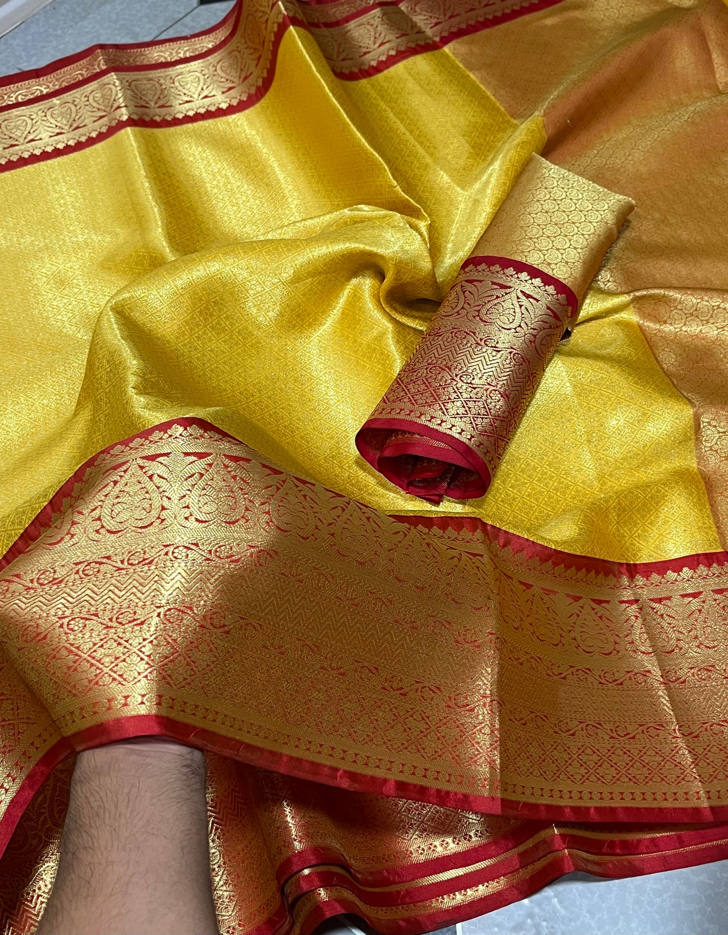 Premium Kanjeevaram gold tissue silk saree with blouse piece