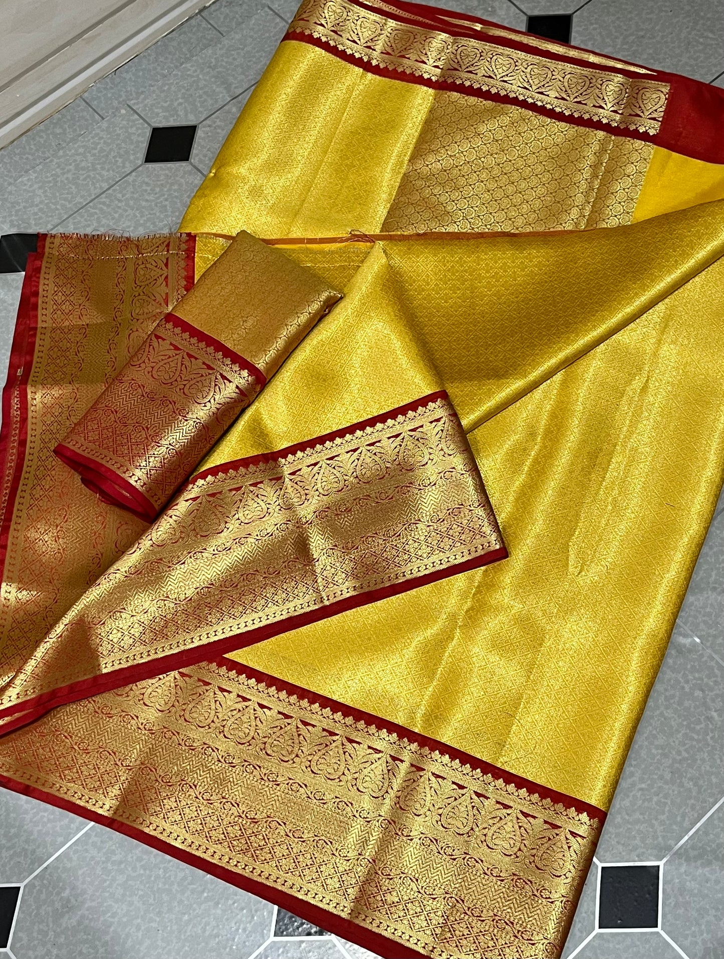 Premium Kanjeevaram gold tissue silk saree with blouse piece
