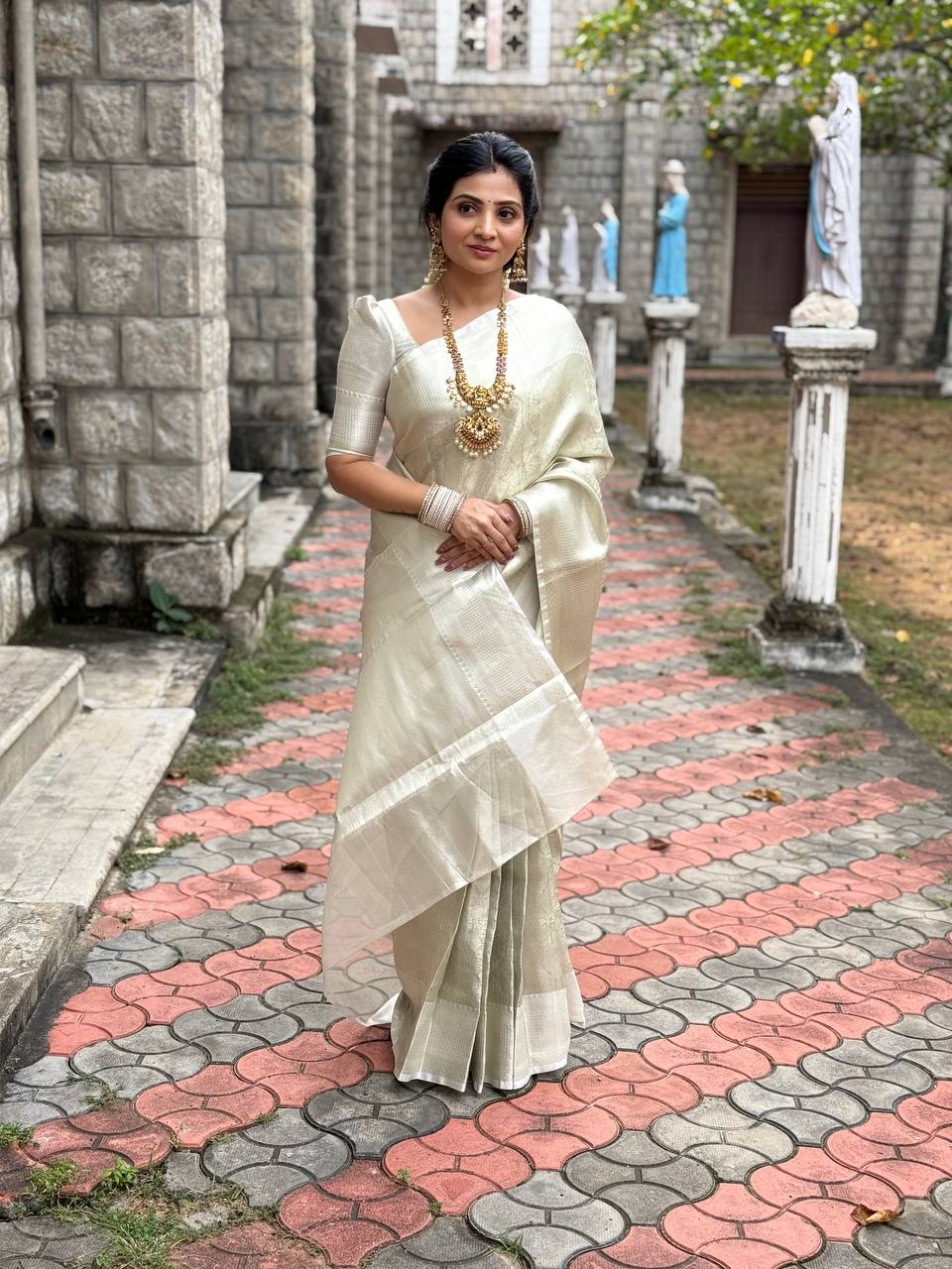 Kanjeevaram Tissue Silk Traditional saree