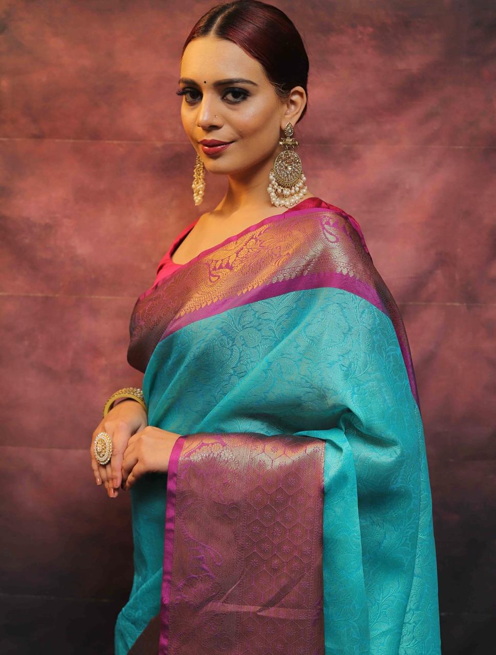 Elegent Traditional wear sea green kora nuslin tanchui parrtn sarees