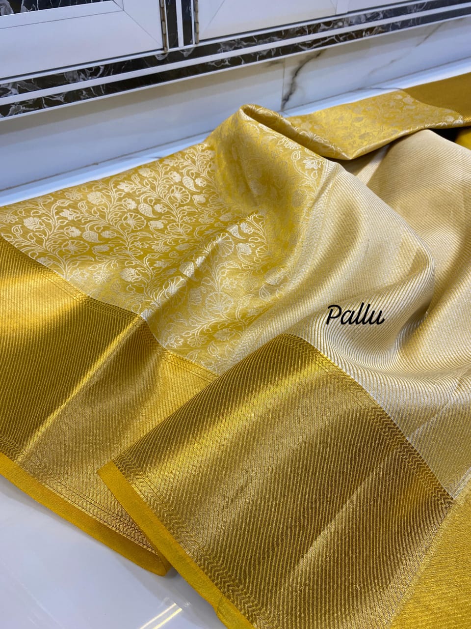 Banarasi Premium tissue Silk celebrity inspired Gold zari weaving sarees