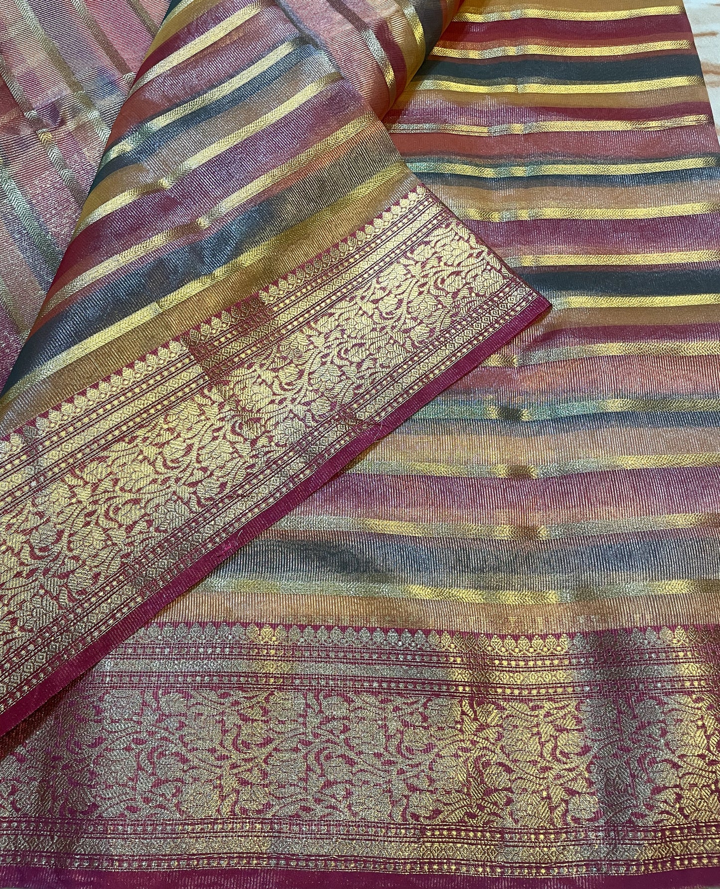 Trendy women's Banarasi Tissue Wedding Special Saree
