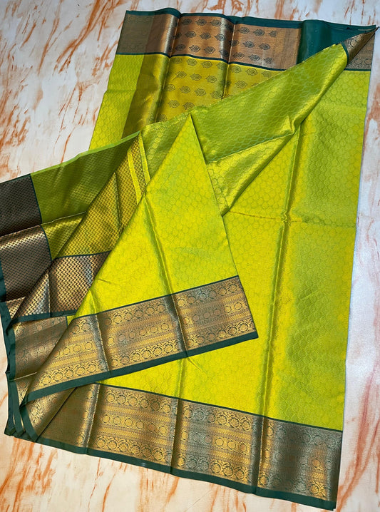 Parrot green Traditional wear zari weaving border sarees