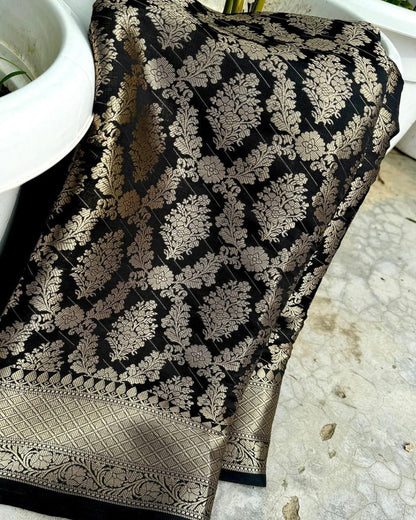 Nita Ambani ma'am inspired Premium semi-silk zari weaving saree