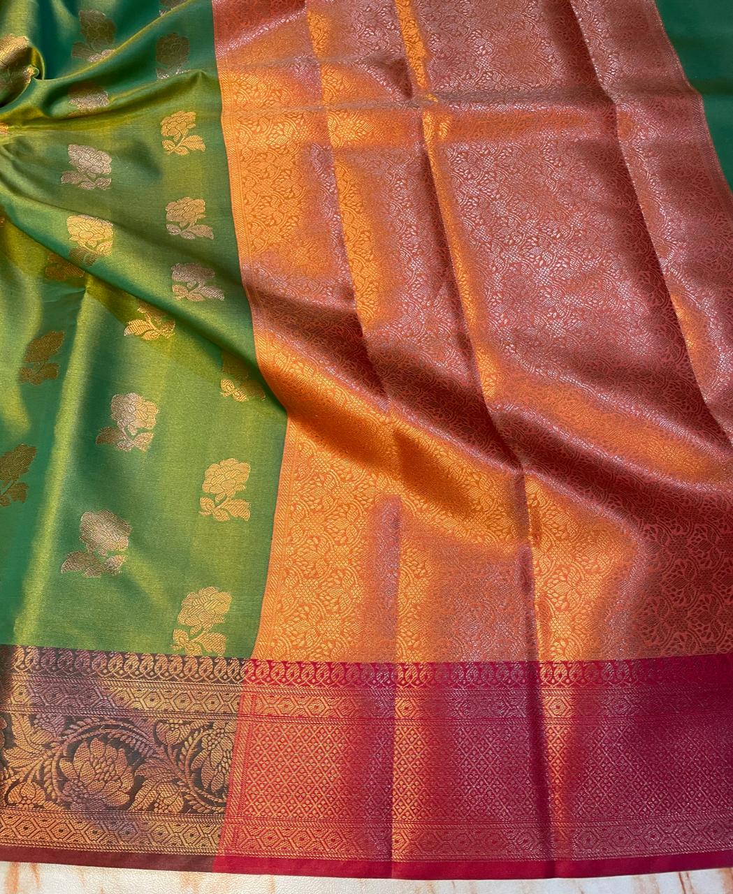 Trending Banarasi Soft Satin Silk Flower Pattern Gold Zari Weaving Traditional Sarees